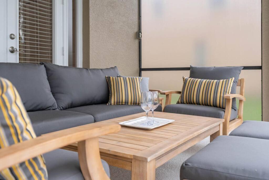 Lakeview W/8 Bedroom 5 Kingsuite 3 Miles To Disney Kissimmee Εξωτερικό φωτογραφία