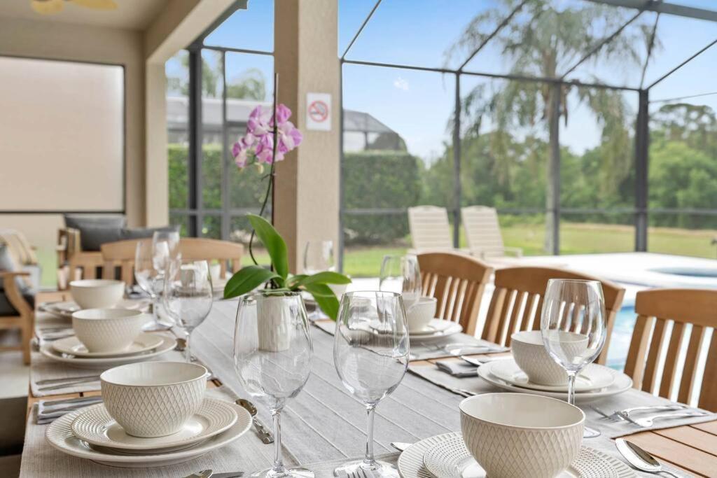 Lakeview W/8 Bedroom 5 Kingsuite 3 Miles To Disney Kissimmee Εξωτερικό φωτογραφία