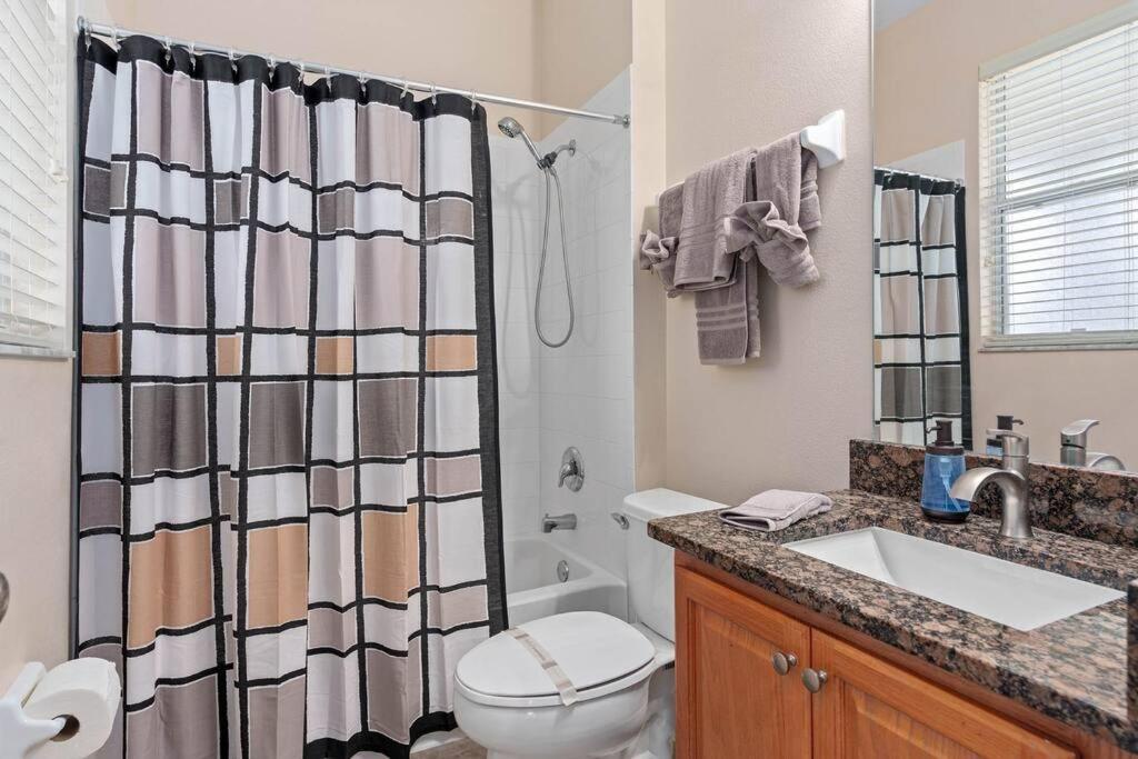 Lakeview W/8 Bedroom 5 Kingsuite 3 Miles To Disney Kissimmee Εξωτερικό φωτογραφία